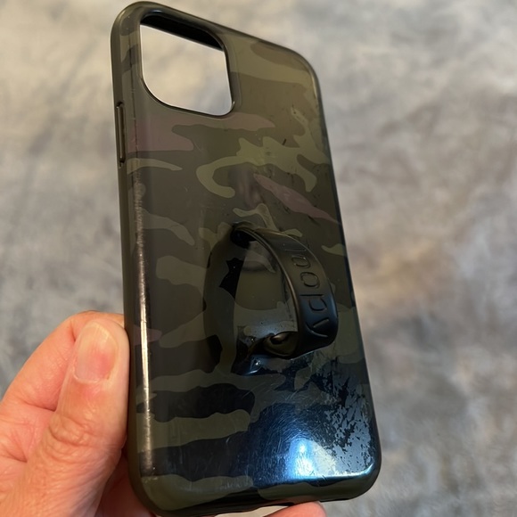 Loopy I phone 11 pro case camo handheld - Picture 6 of 6